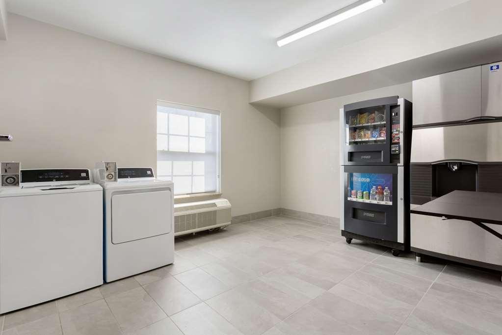 Comfort Suites East Brunswick - South River Facilidades foto